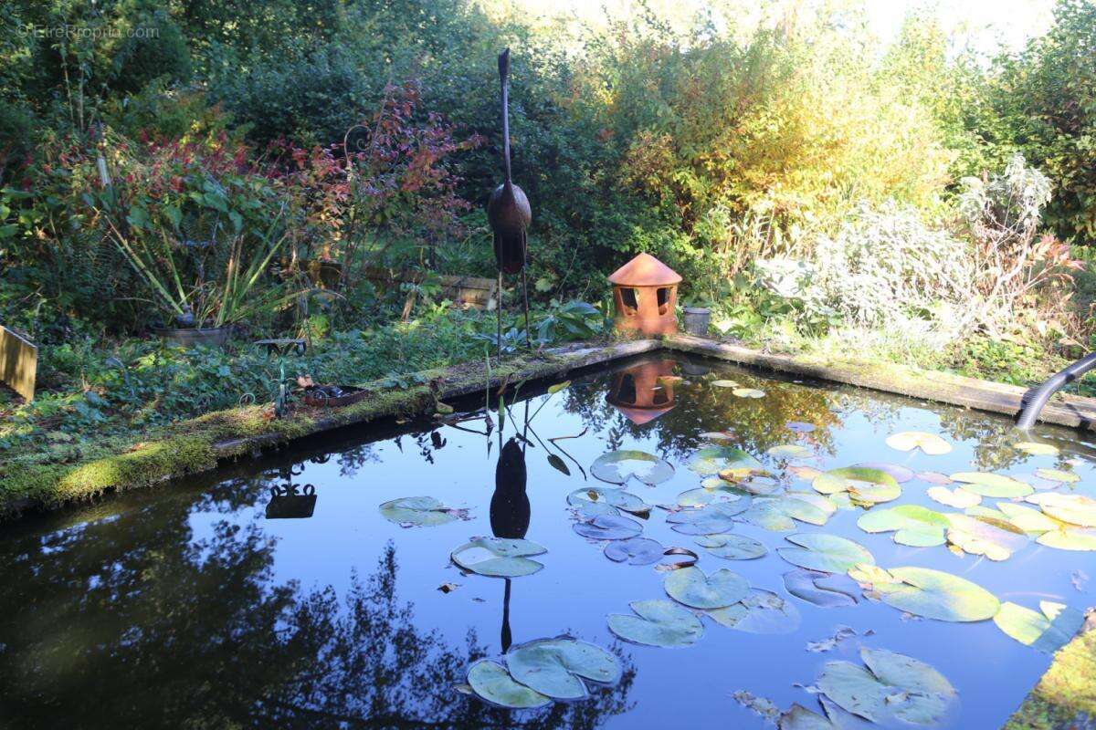 Maison à CUSSY-EN-MORVAN