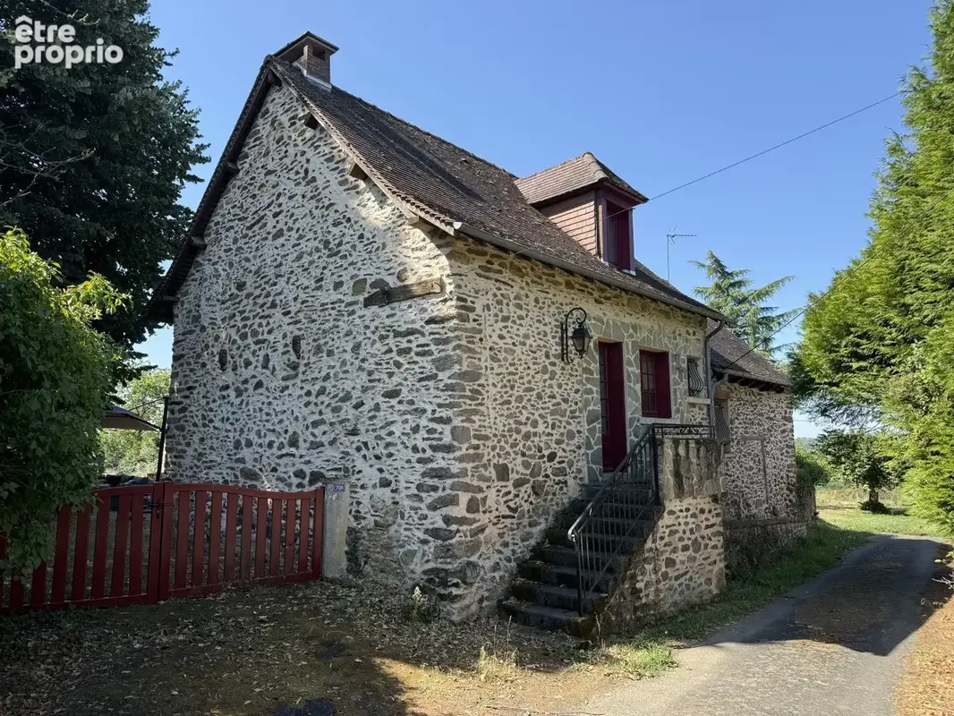 Maison à LUBERSAC