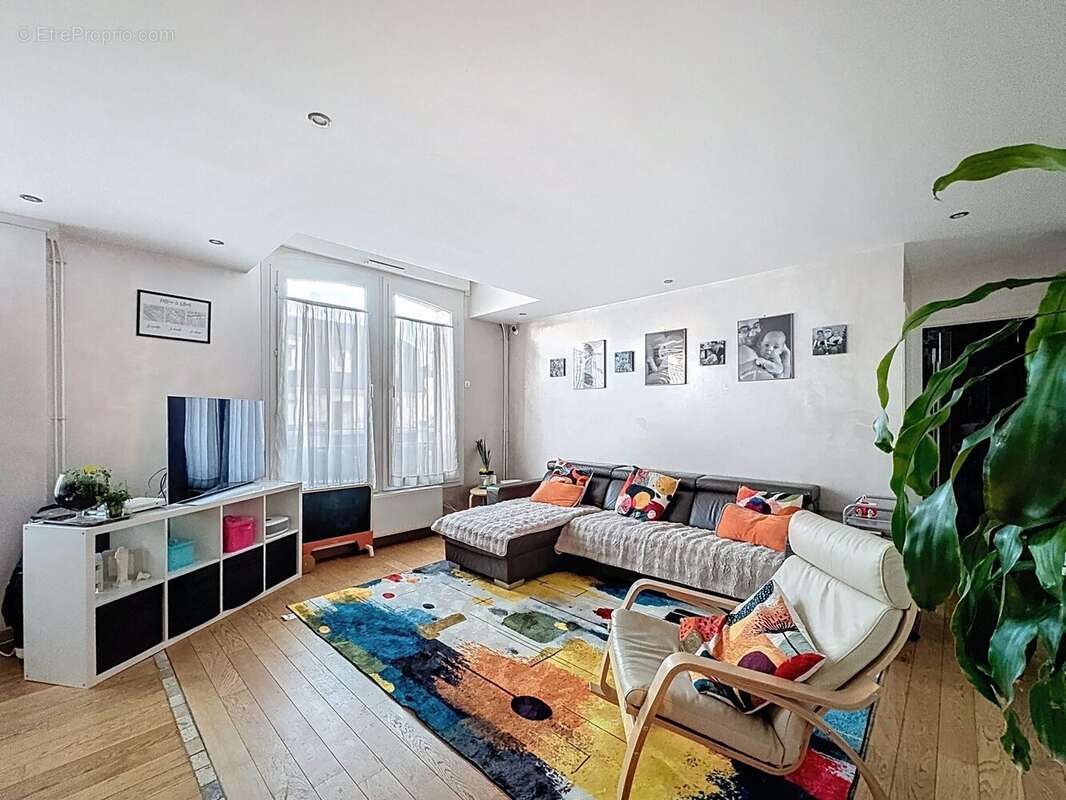 Appartement à MAISONS-ALFORT