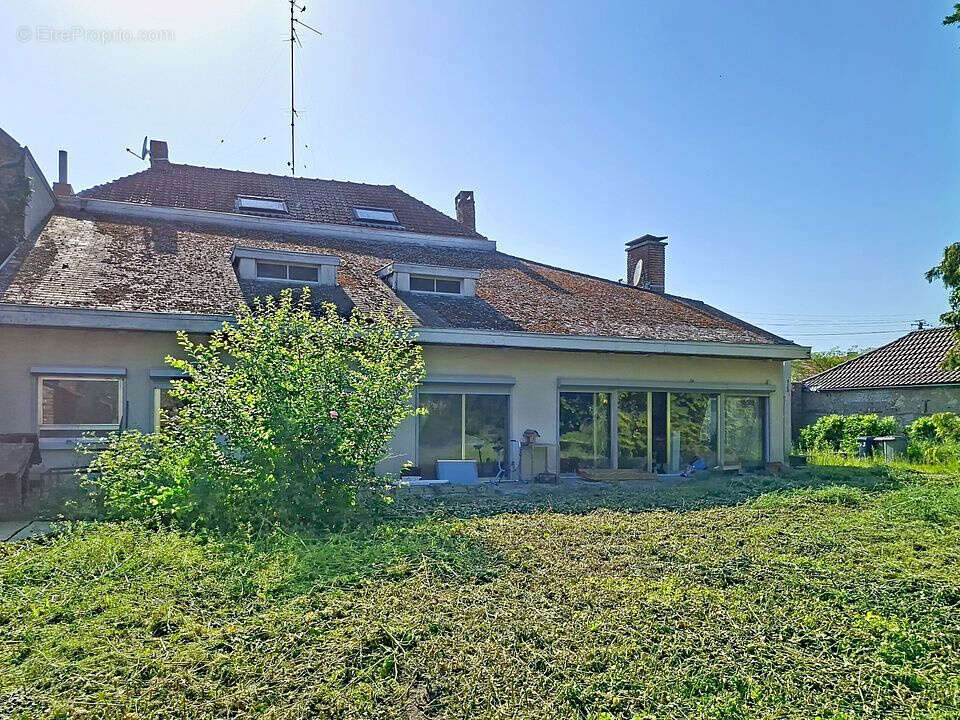 Maison à CRESPIN