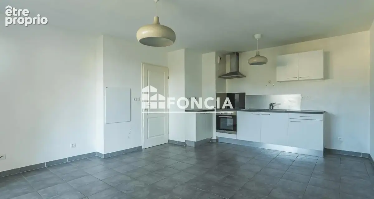 Toulon ouest - grand t2 - terrasse et garage ferme dans residence recente - photo 2