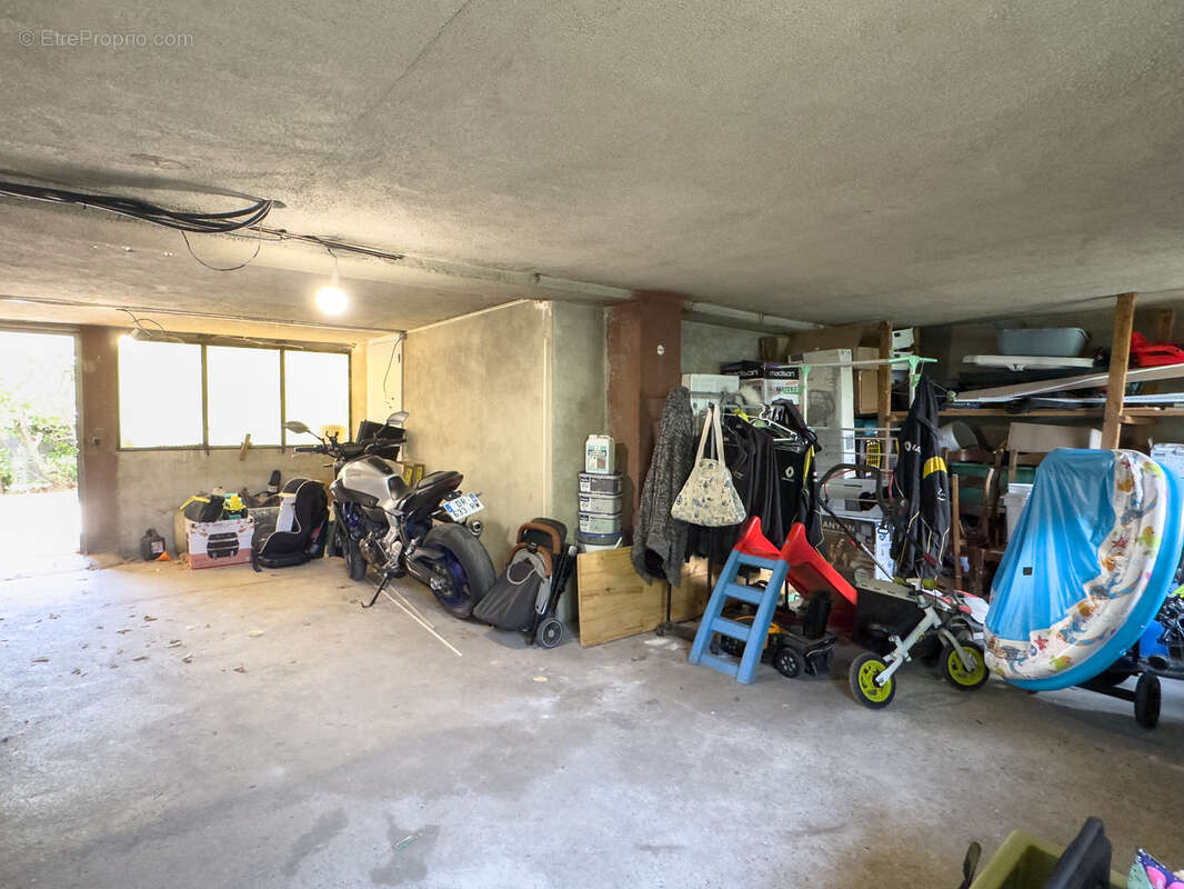 Maison à GUILHERAND-GRANGES