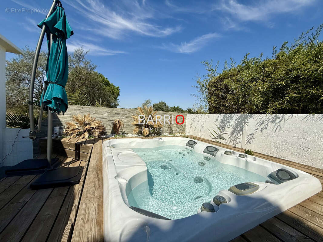 Maison à SAINT-CYPRIEN