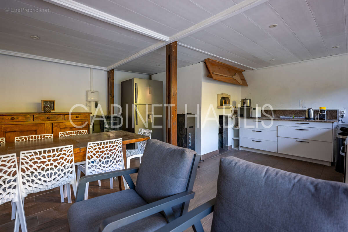 A vendre -  villa f6 de 206.45 m2 environ - saint joseph - 455 000 € - photo 29