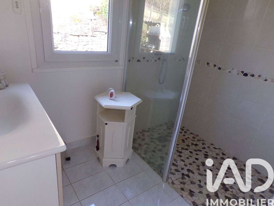 Photo 8 - Maison à VERON