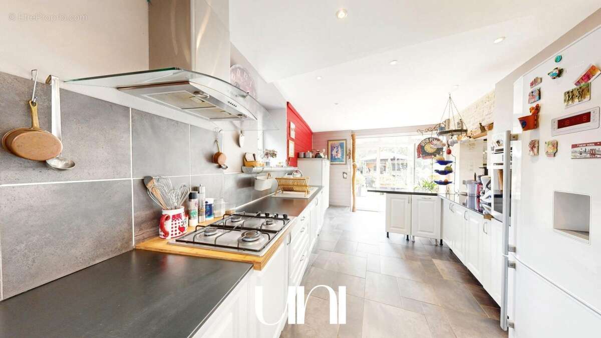 Maison à SAINTE-CROIX-SUR-MER