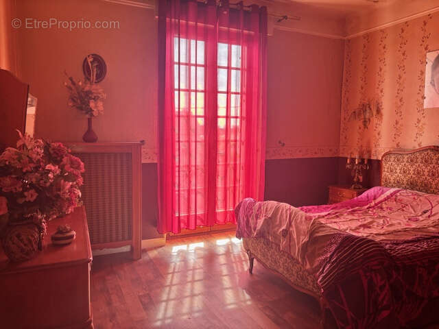 A VENDRE- Rare sur le secteur; Maison de caractère à JARNY-Dépendance aménagée de 41 m2 et parc de 18 ares. - photo 14