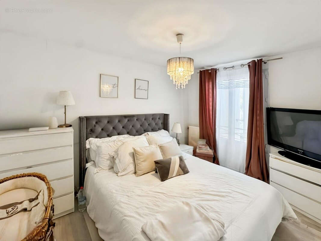 Maison à DAMMARIE-LES-LYS