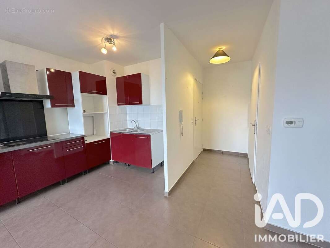 Appartement 72 m² à Fleury-Merogis  - photo 6