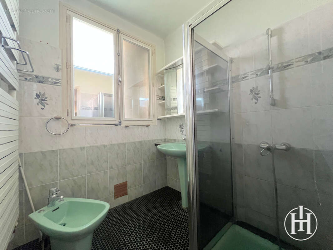 Maison à SAINT-AMAND-MONTROND