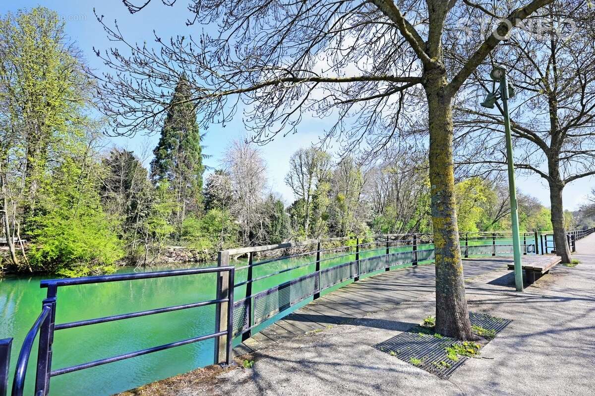 Maison à CHAMPIGNY-SUR-MARNE