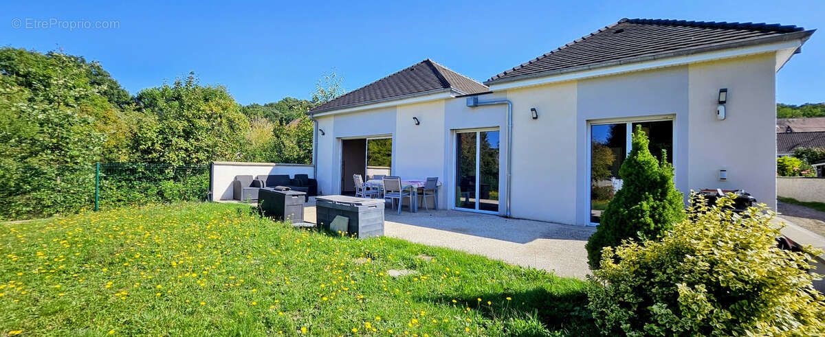 Maison à DARVAULT
