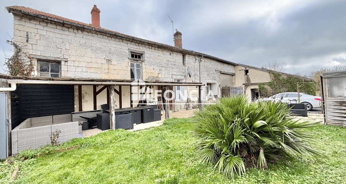 Maison à JALONS