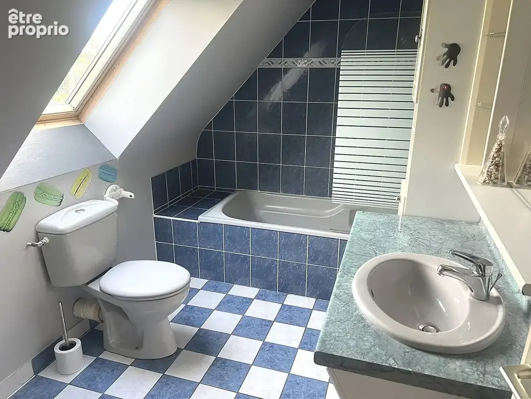 Maison de 2001, terrain de 808m2 - photo 12