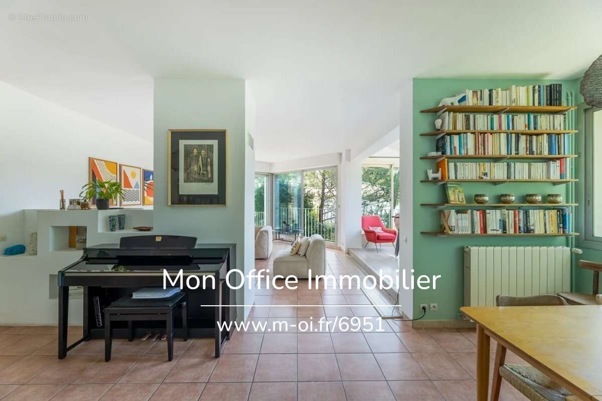 Maison à PEYPIN