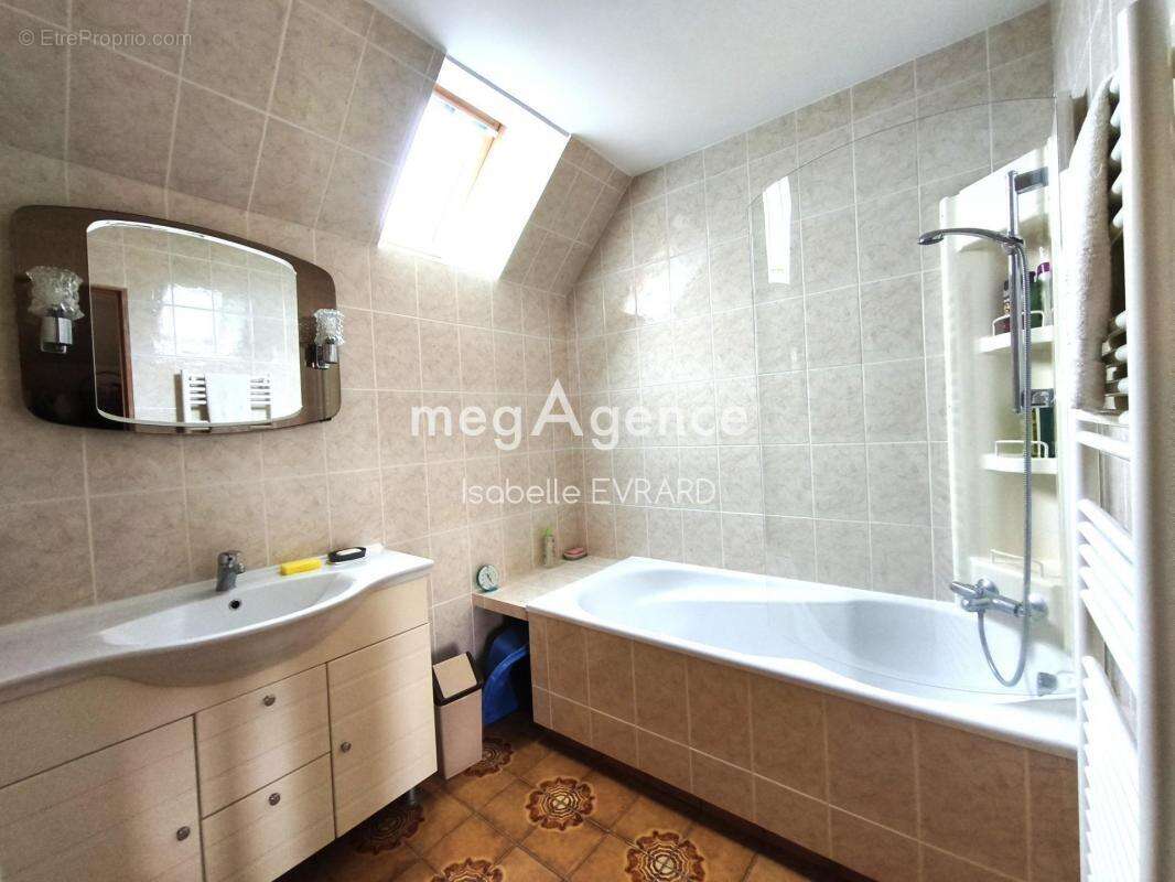 Maison à BRAY-SUR-SEINE