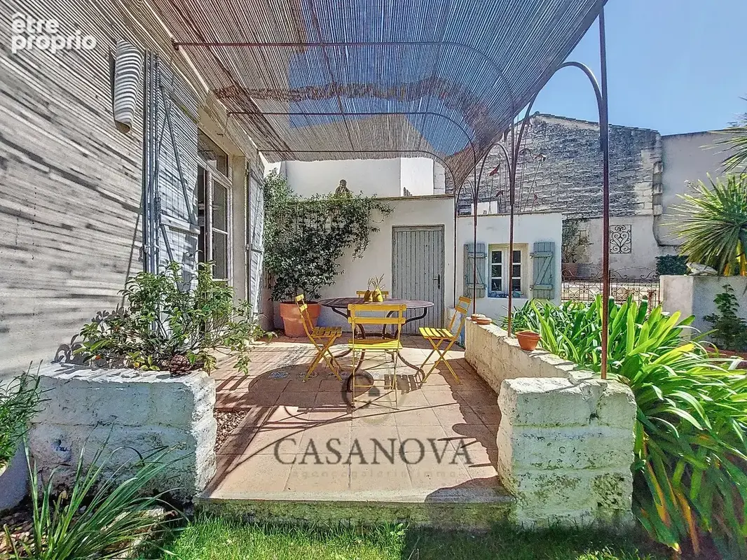 Magnifique propiété de 1850 rénovée   308 m² habitables avec dépendance  Piscine  Proximité Mauguio et Montpellier - photo 6