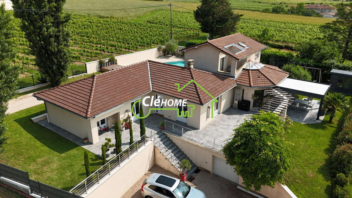 Maison à SAINT-GERMAIN-SUR-L&#039;ARBRESLE