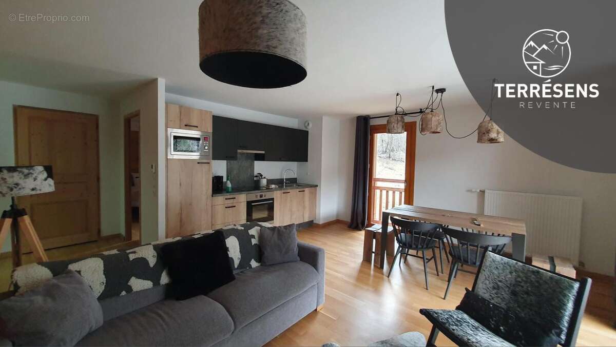 Appartement à VAUJANY