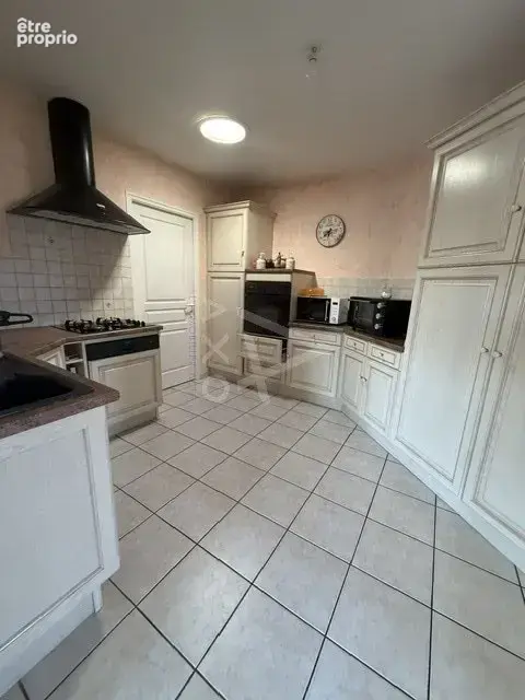 Plain pied centre bourg des brouzils - photo 2