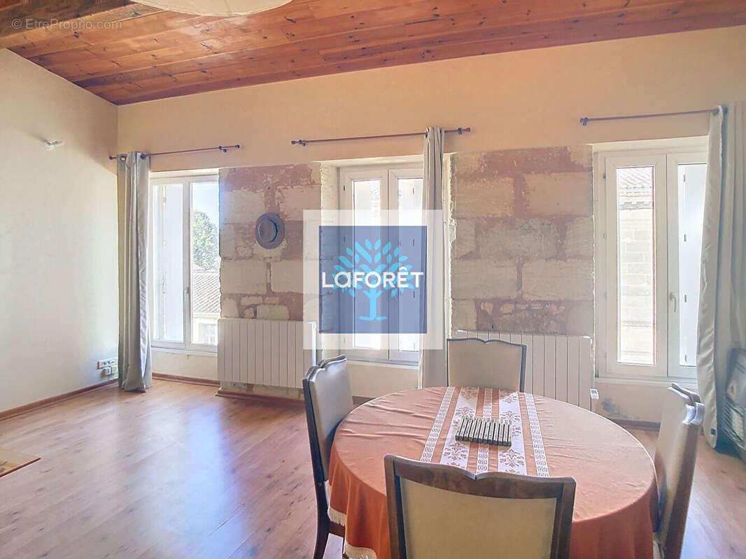 Appartement à BLAYE