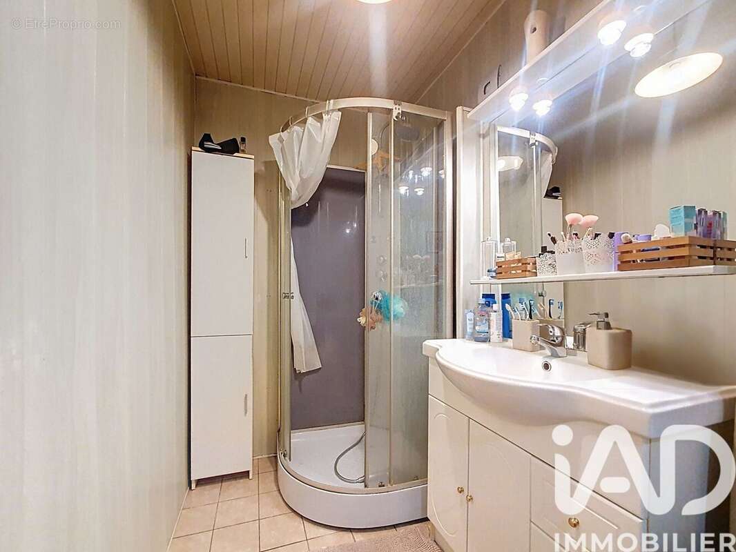 Photo 5 - Appartement à LES PAVILLONS-SOUS-BOIS