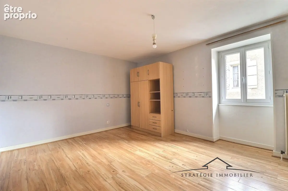 BUXY ? Maison de 148 m² avec jardin et garage - photo 9