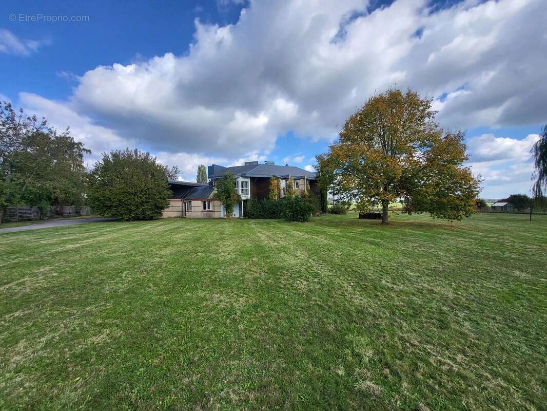 Maison à ETREPAGNY