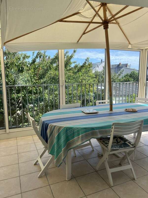 Maison 148 m² à Larmor-Plage  - photo 2