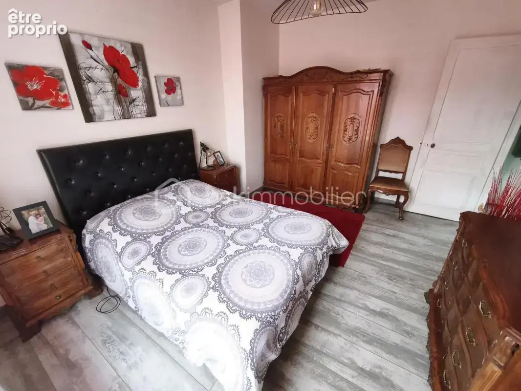 Maison . 5 Pièces . 96 m² - photo 11