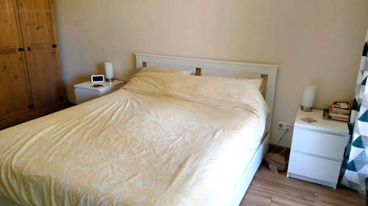 CHAMBRE - Maison à PRESSAC