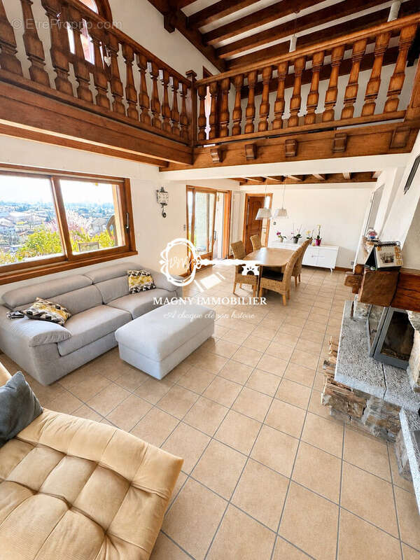 Maison à THYEZ
