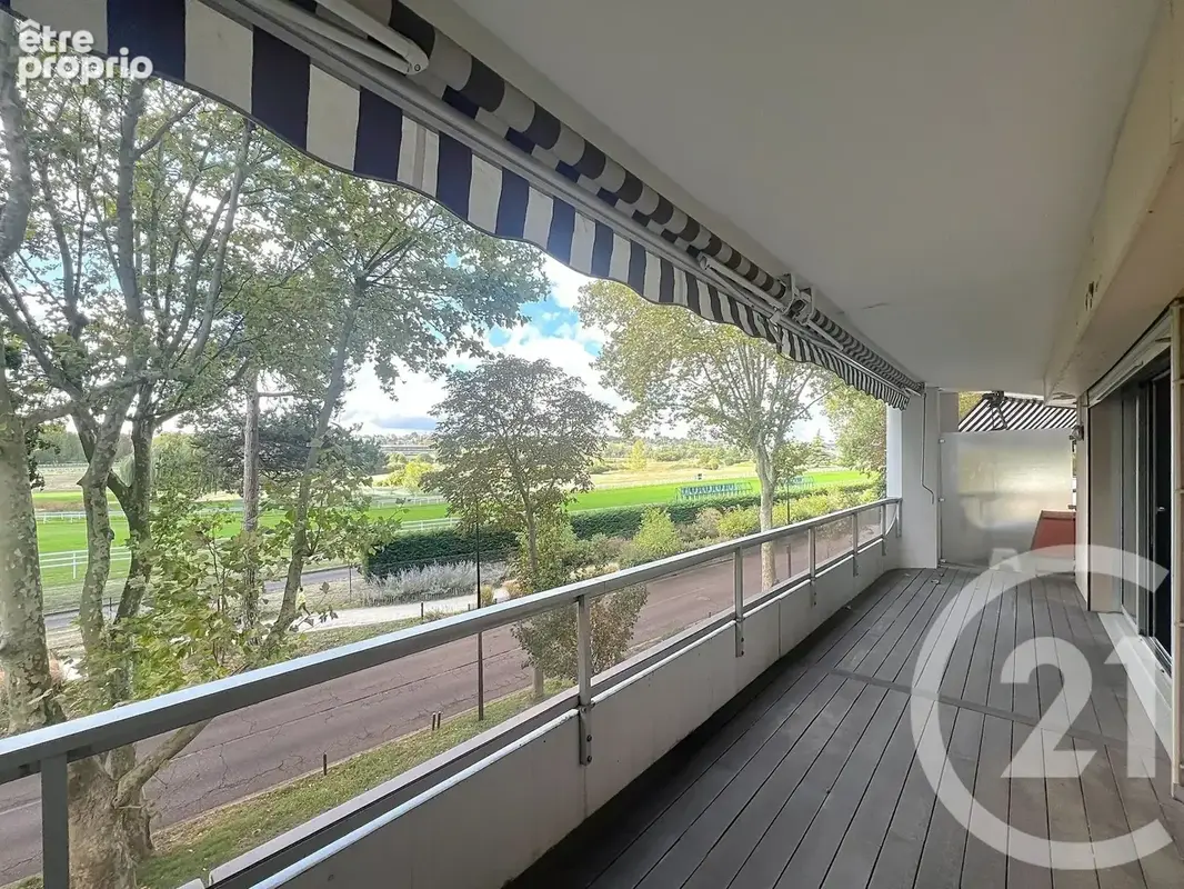 Appartement 3 pièces 80 m² à vendre à Saint-Cloud (92210) - photo 2