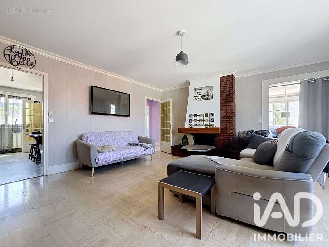 Maison 124 m² à Mondonville-Saint-Jean  - photo 2