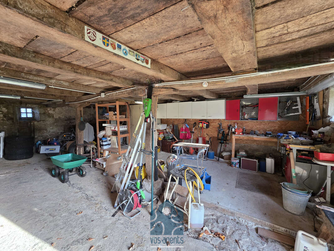 Maison à SAINT-GERVAIS-D'AUVERGNE