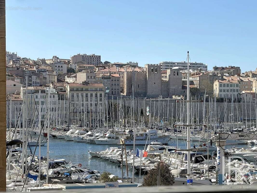 Appartement à MARSEILLE-2E