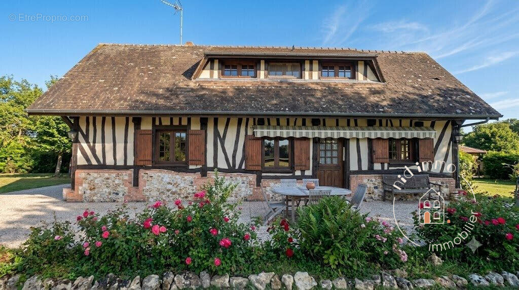 Maison à CORMEILLES