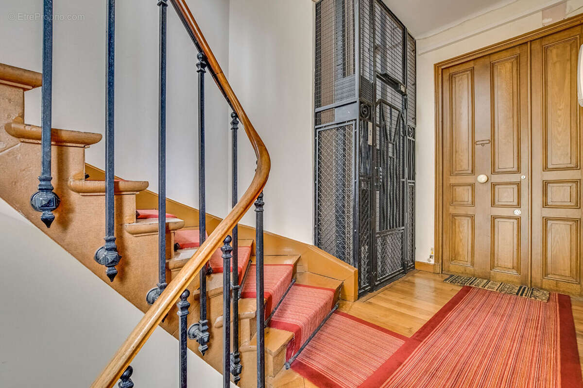 Appartement à PARIS-12E