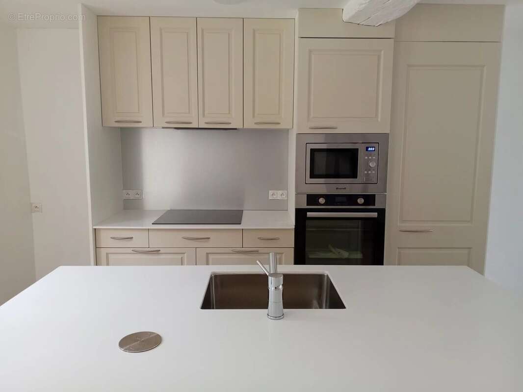 Maison à MAGNAC-LAVAL