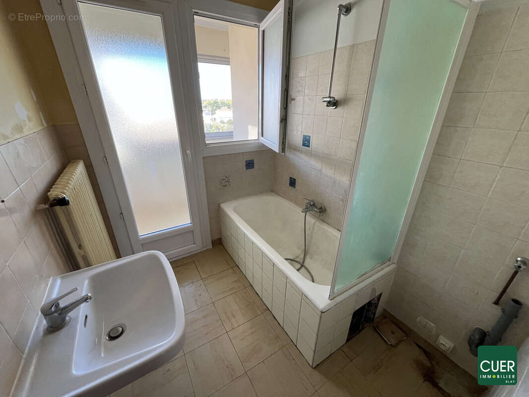 Appartement à BOURG-LES-VALENCE