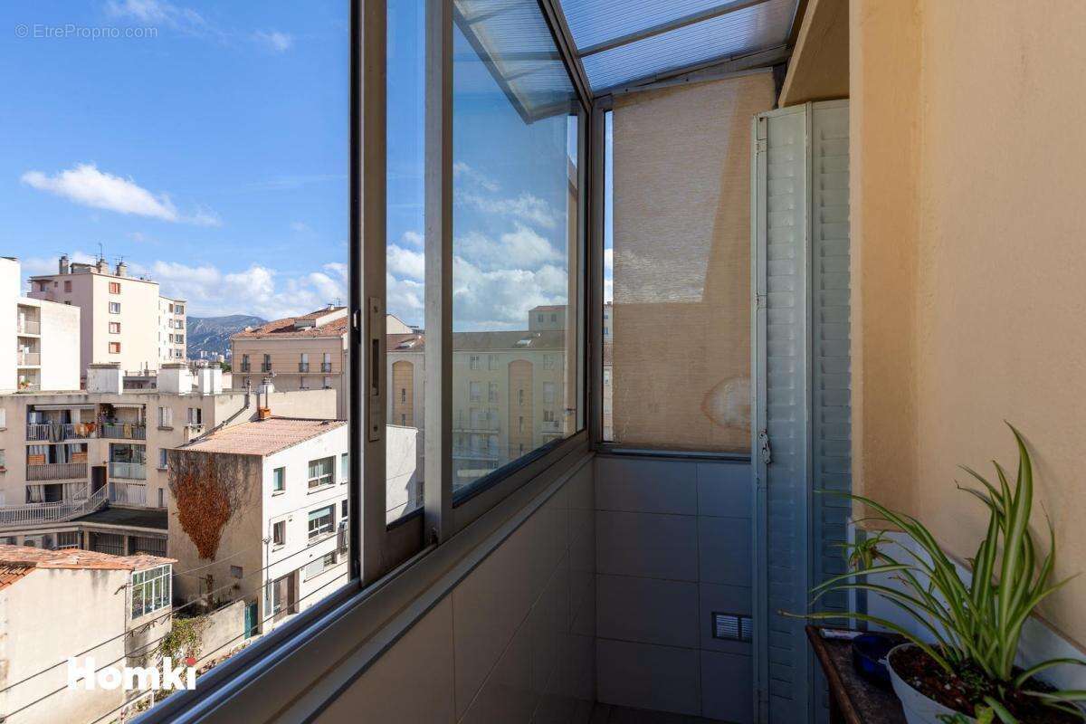 Appartement à MARSEILLE-8E