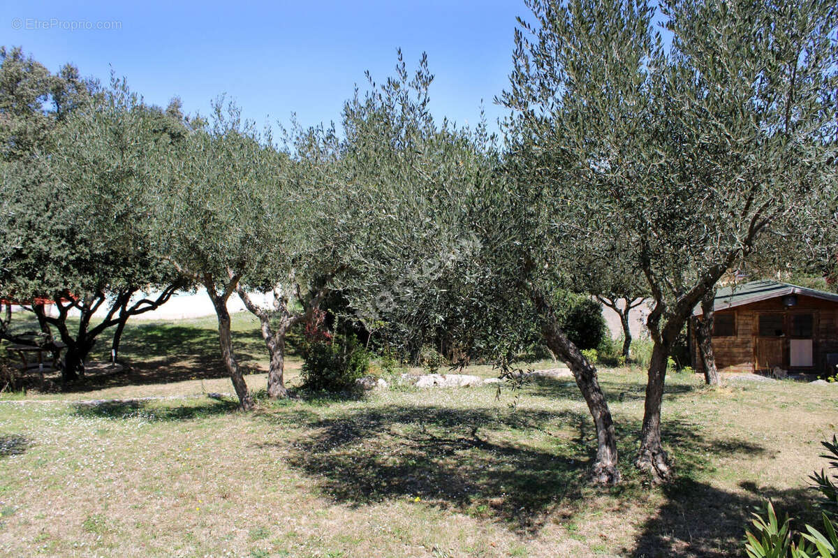 Terrain à BOISSERON