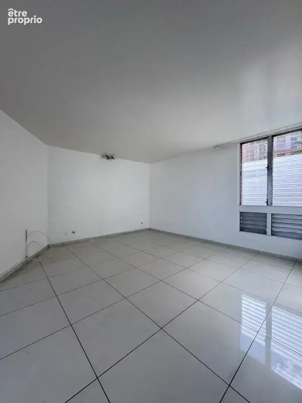Appartement T4 (99m2) - Haut du Port, Fort-de-France - photo 3