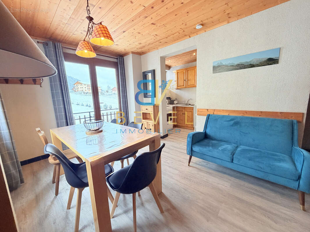 Appartement à ALBIEZ-MONTROND