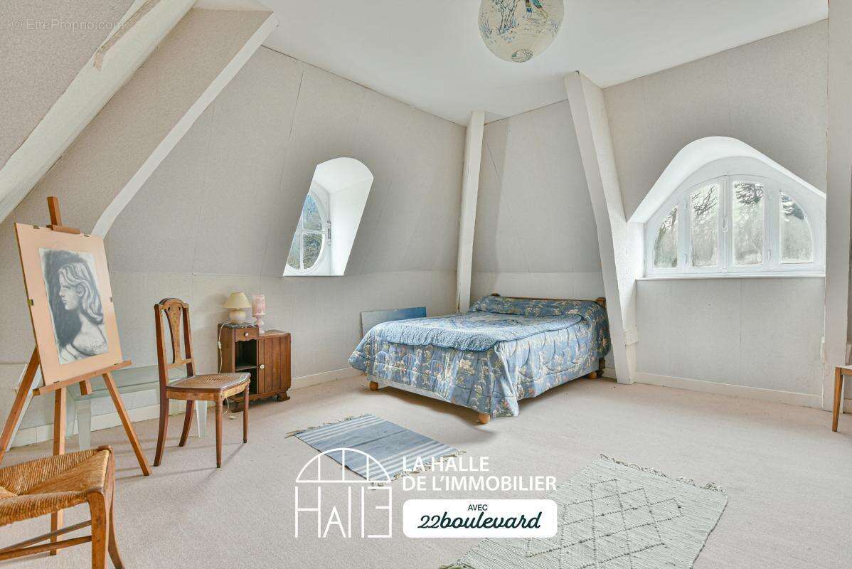 Maison à BONNAC-LA-COTE