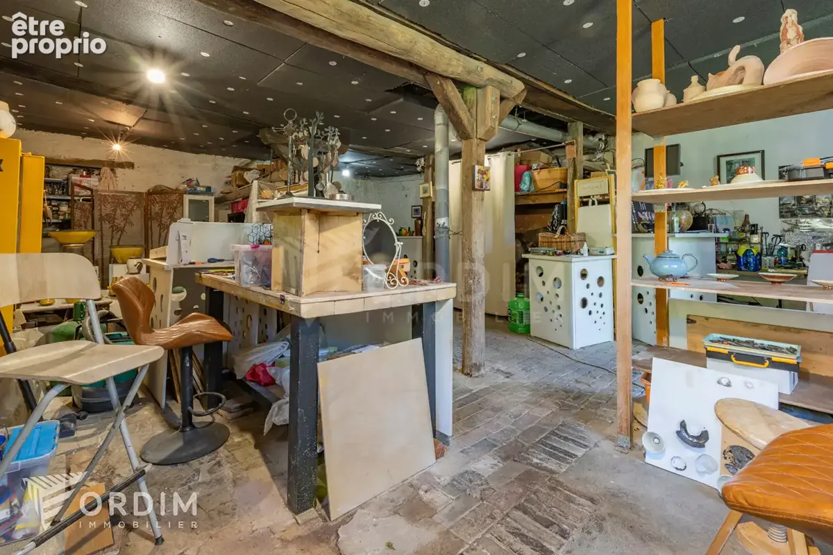 Maison ancienne pleine de charme avec atelier, dépendance et terrain - Moutiers-en-Puisaye - photo 6