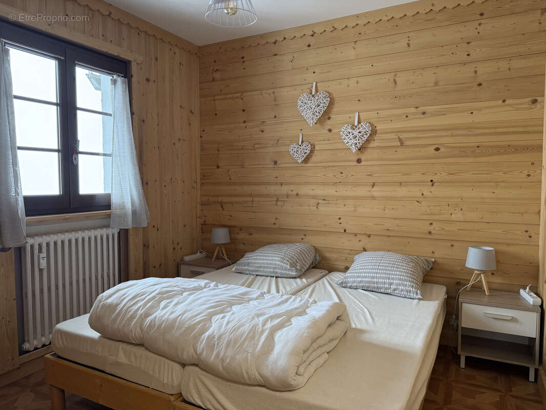 Appartement à CREST-VOLAND