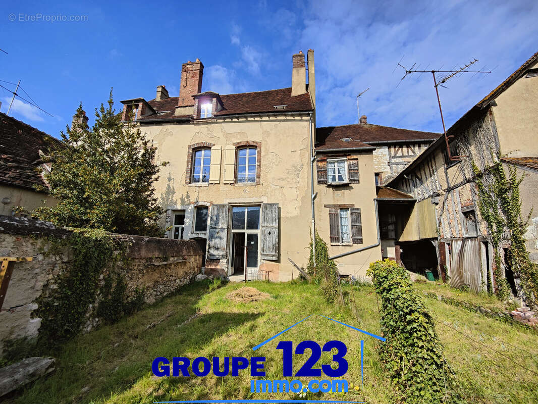 Appartement à JOIGNY