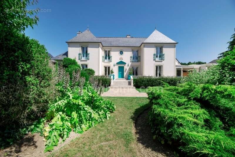 A vendre belle propriete 8 pieces à rennes - photo 2