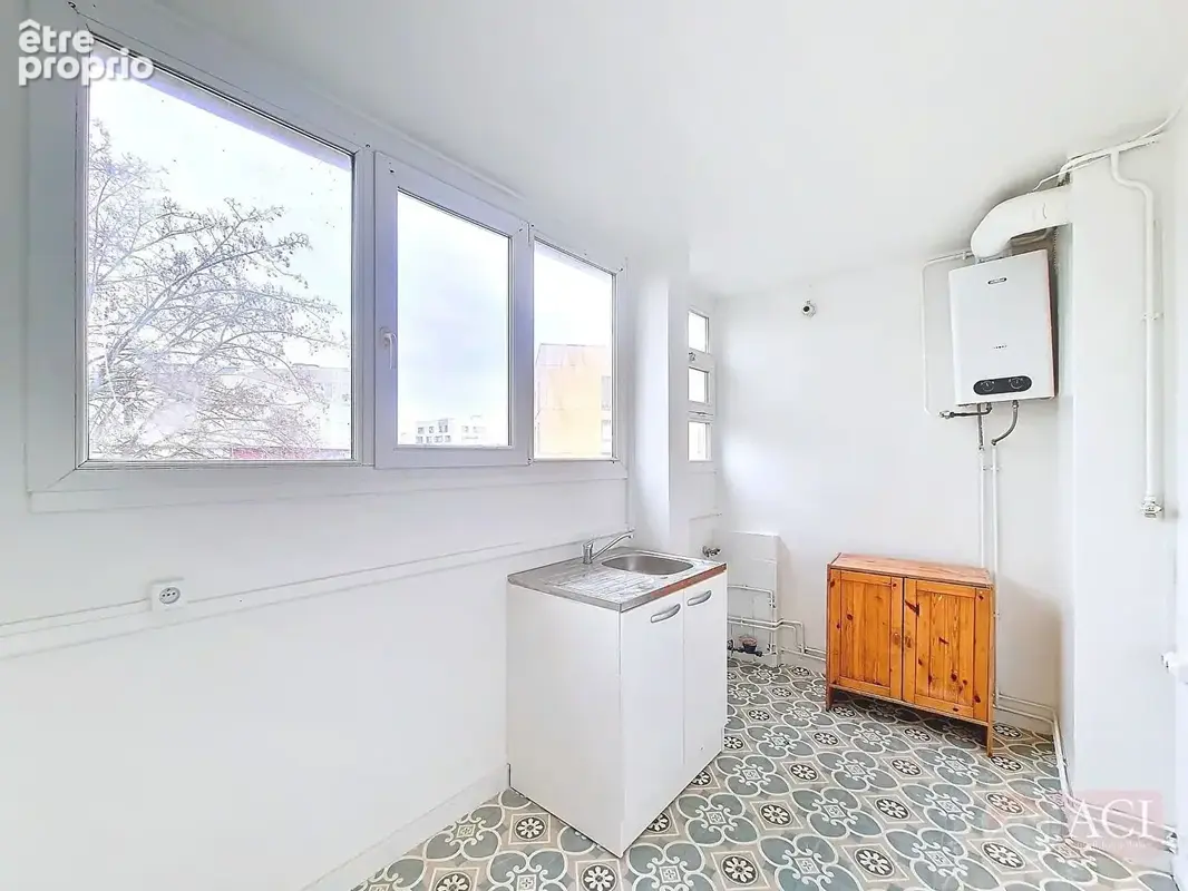 Appartement Saint Denis 4 pièce(s) 76.16 m2 - photo 2